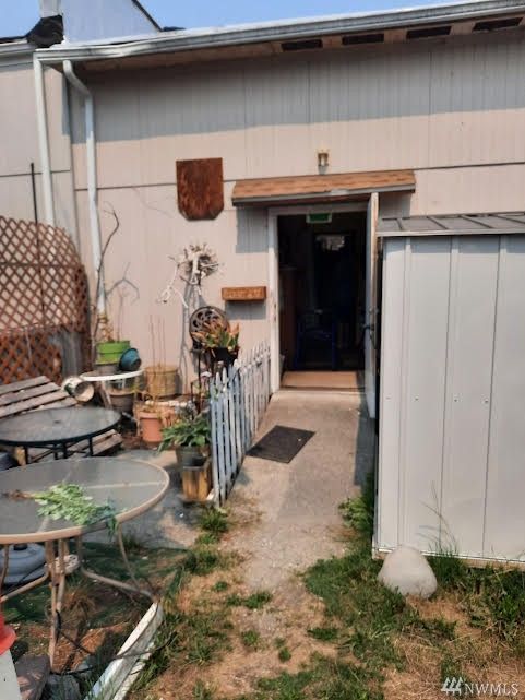 45948 Main St, Concrete, WA 98237